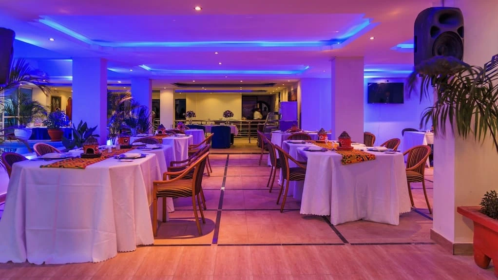 Sapphire Hotel Mombasa Dining