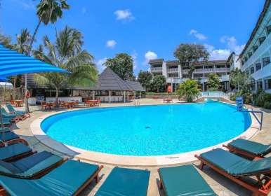 Travellers Beach Hotel Mombasa